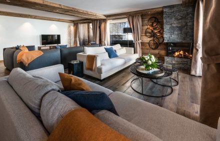 Apartment Golden Wood
