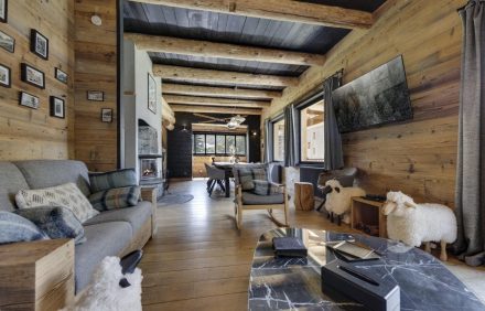 Chalet Austral Path