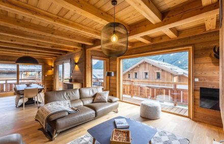 Chalet Calm Petal