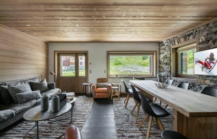Chalet Honeysuckle