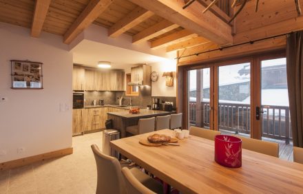 Chalet Lunar Crest