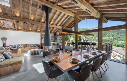 Chalet Moonlit Briar