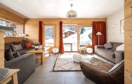 Chalet Obsidian Gate