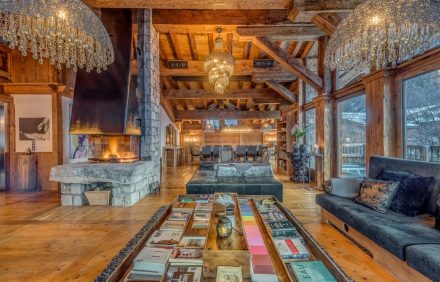 Chalet Snowbound Yew
