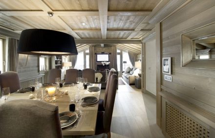 Chalet Snowy Coppice