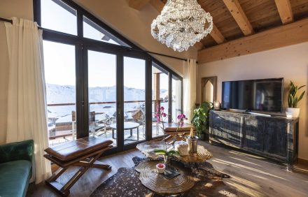 Chalet Vermilion Solace